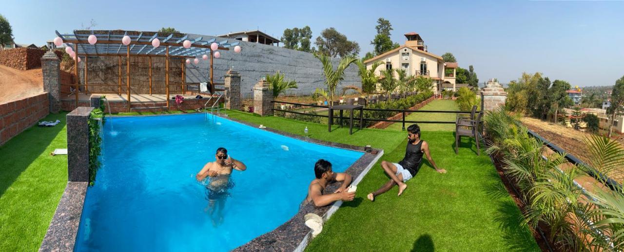 Shivanya Palace マハバレシュワール エクステリア 写真