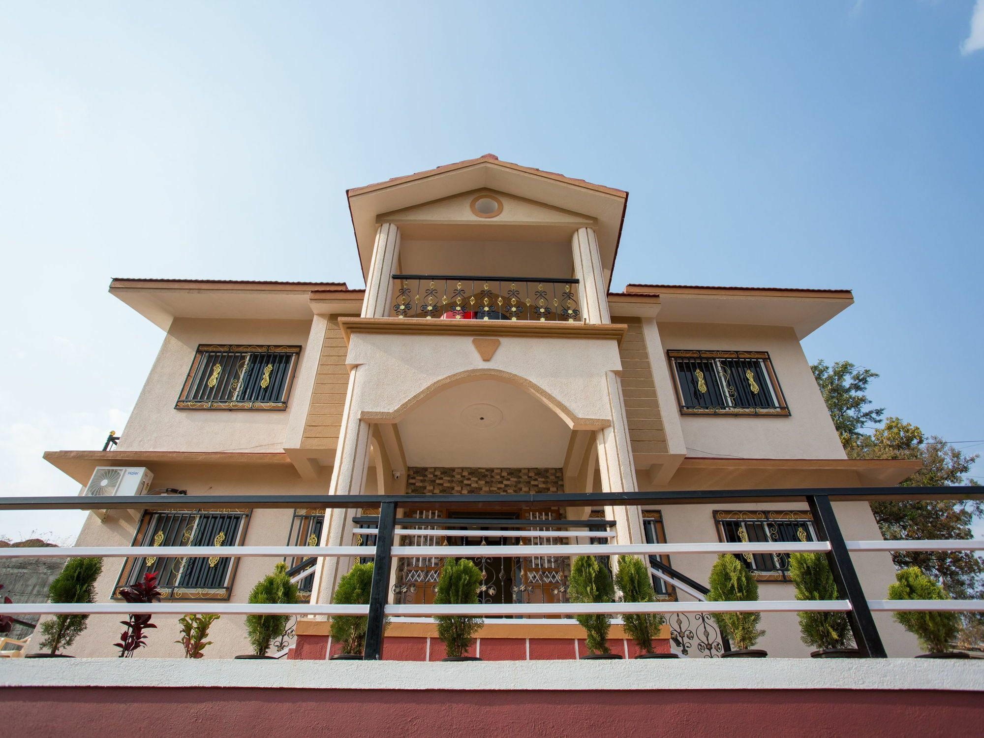 Shivanya Palace マハバレシュワール エクステリア 写真